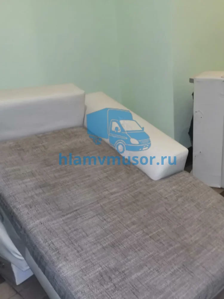 Вывоз мебели на из квартиры Реутов